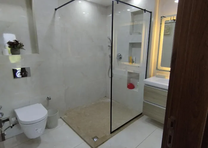 2 Bedroom Downtown Sheikh -free Wi-fi Appartement Charm el-Cheikh